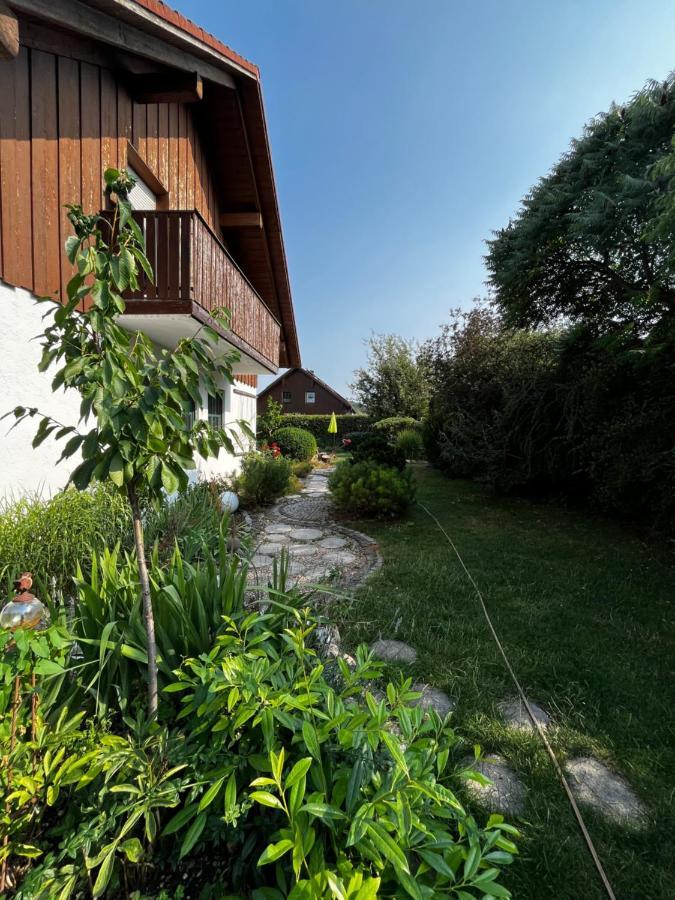 Zimmer Zum Wohlfuehlen Eching (Landshut) Exterior foto