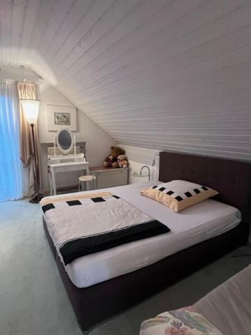 Zimmer Zum Wohlfuehlen Eching (Landshut) Exterior foto