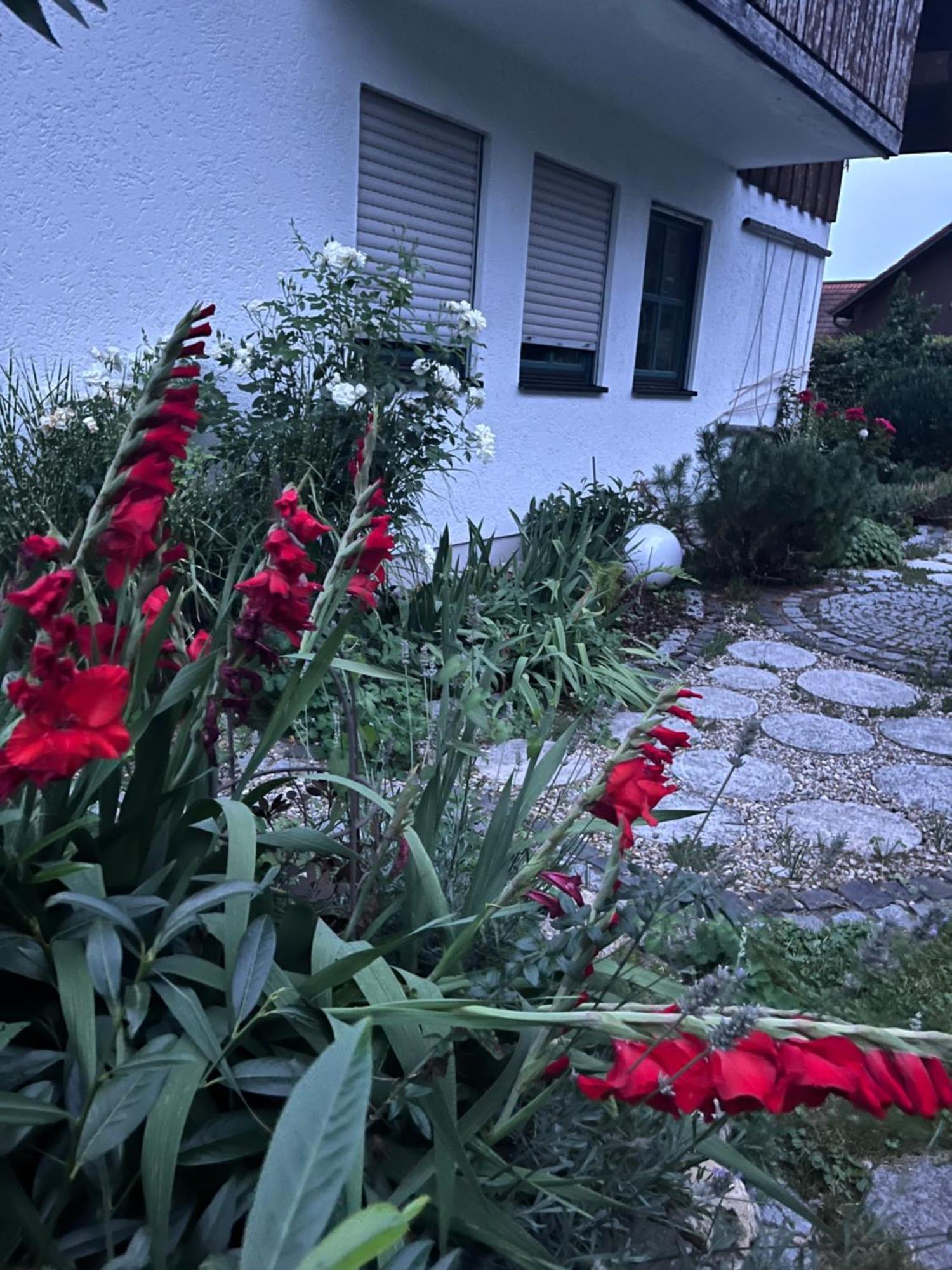 Zimmer Zum Wohlfuehlen Eching (Landshut) Exterior foto
